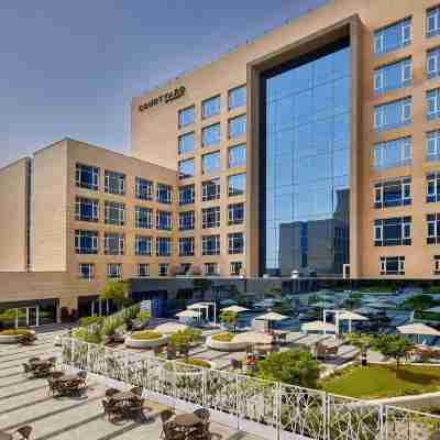 Courtyard Jubail Hotel Exterior