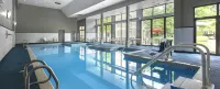 DoubleTree by Hilton Hotel Chicago Wood Dale - Elk Grove - piscina