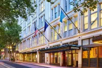The Nines, a Luxury Collection Hotel, Portland - parking
