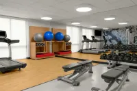 Sheraton Milwaukee Brookfield Hotel - Gym