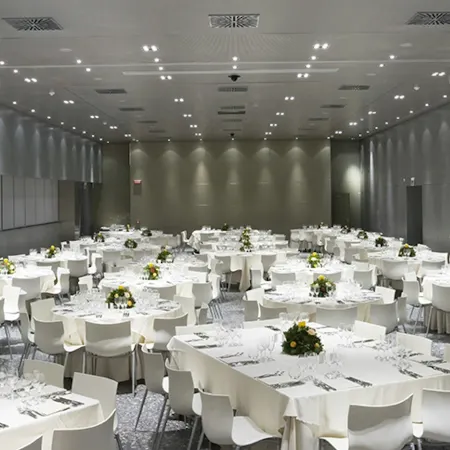 UNA HOTELS T Hotel Cagliari