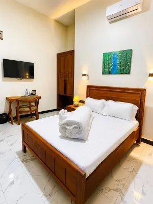 JG Luxury Hotel - 2 estrellas