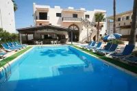 New York Plaza Hotel Apartments - Bãi biển