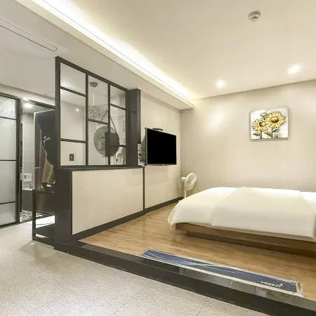 Sacheon (Samcheonpo) Muni Hotel
