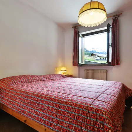 Apt 1