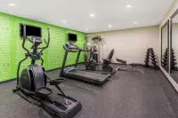 La Quinta Inn & Suites by Wyndham Rockford - Gym