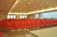 Hotel Tamizh Park