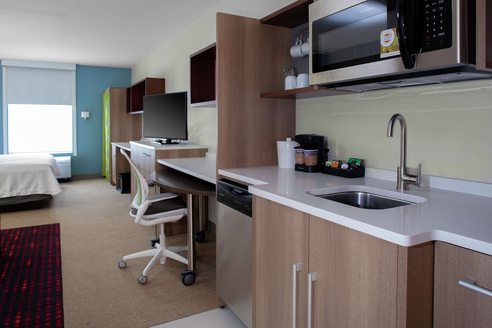 Home2 Suites by Hilton Denver South/Centennial Airport