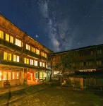 Dragon's Den Hostelling International