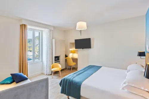 Best Western Hotel du Roy DAragon - Parkplatz