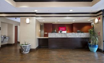 Red Roof Inn & Suites Dover Downtown