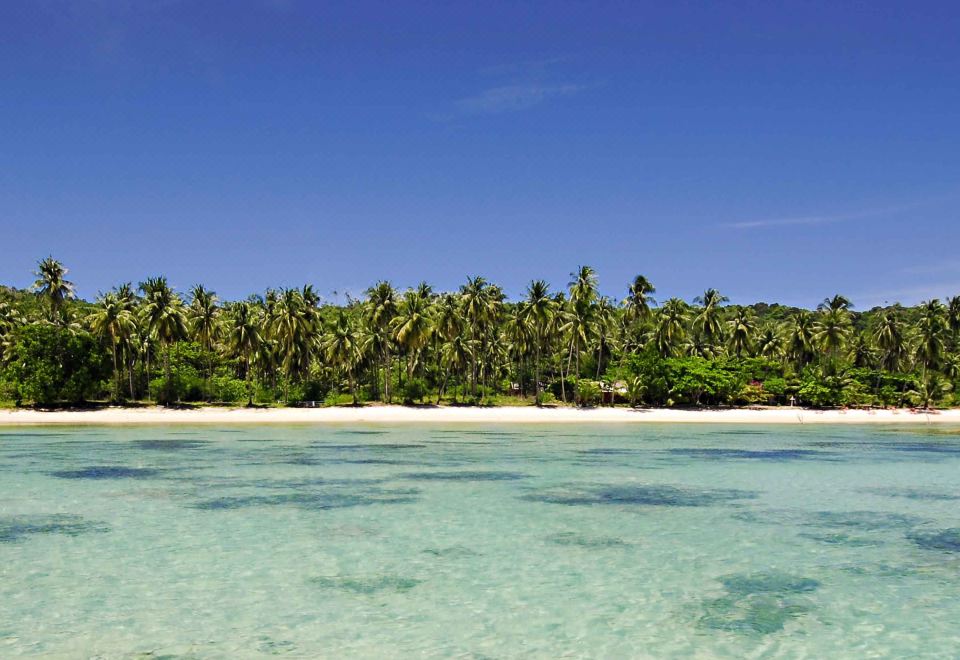 Ibis Phuket Kata HotelOver view