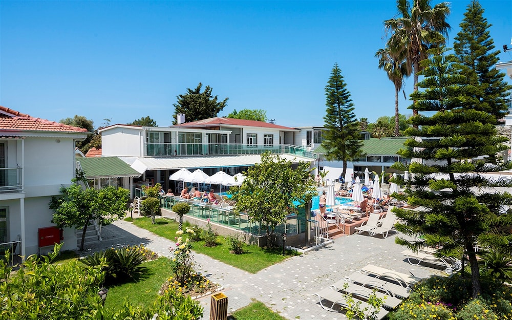 Altinkum Park Hotel