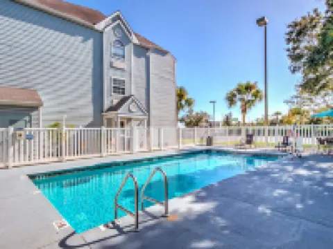 Microtel Inn & Suites by Wyndham Zephyrhills Hotels in Pasco County