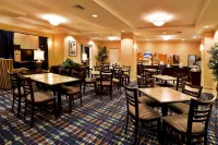 Holiday Inn Express & Suites Fort Pierce West