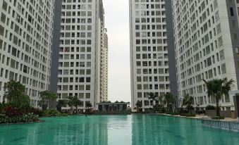 Comfort Studio Apartment M-Town Residence