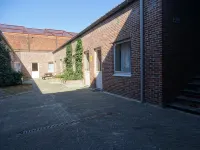 Condo Gardens Leuven - Budget Studio Twin Các khách sạn ở 