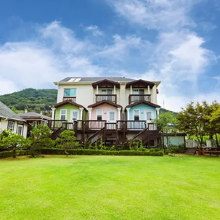 Pyeongchang Beautiful Pension Отели рядом с достопримечательностью «Парк Дэгванрён»