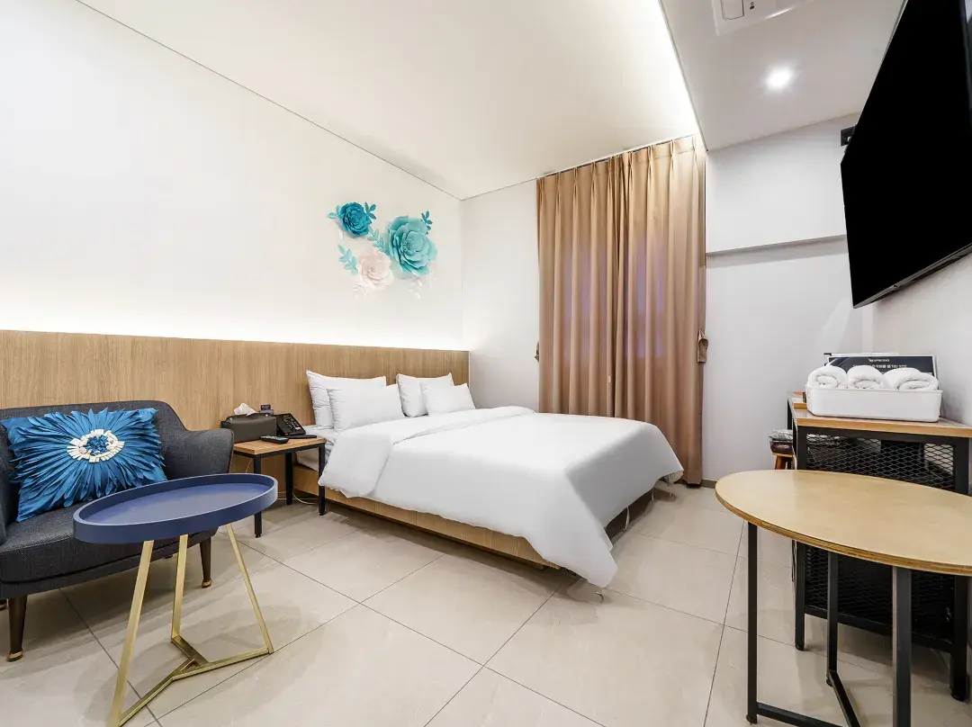 Seongnam Moran Hotel St124 - 성남동