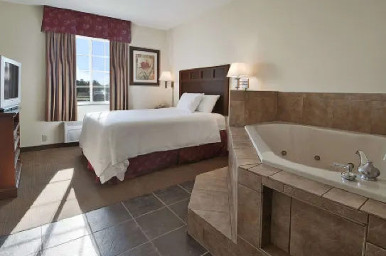 Super 8 by Wyndham Bowling Green North