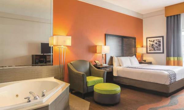 La Quinta Inn & Suites by Wyndham Prattville