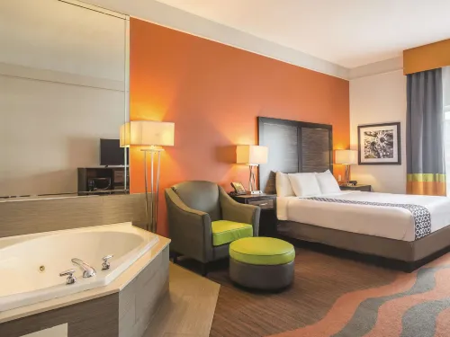 La Quinta Inn & Suites by Wyndham Prattville Hotels in Prattville