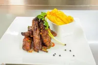 Kiandani Hotel - 3 estrellas