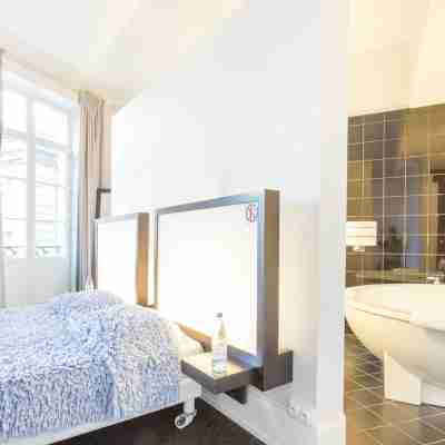 Le Grand Hotel Rooms