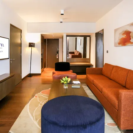Novotel New Delhi Aerocity- International Airport Отели в г. Нью-Дели