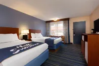 Days Inn by Wyndham Breezewood - balcony