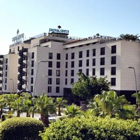 Hotel Zentral Center - Adults Only