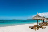 Friday Attitude,  + Hotels in Grand River South East