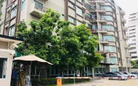 The Lux Ladprao 10