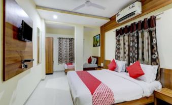 Hotel Krishna Palace Vastrapur