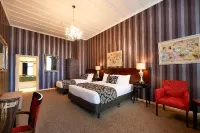 Prince's Gate Hotel Hotels near Blue Lake TOP 10 Holiday Park