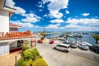 Hotel Palace Marina Dinevi - parking
