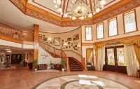 PortAventura Hotel Gold River -Includes unlimited access PortAventura Park & 1 access Ferrari Land Hotels in La Canonja