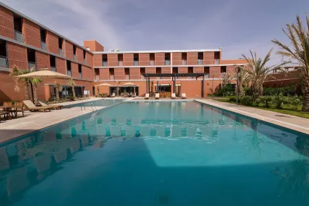 Hotel Touat Отели в г. Адрар