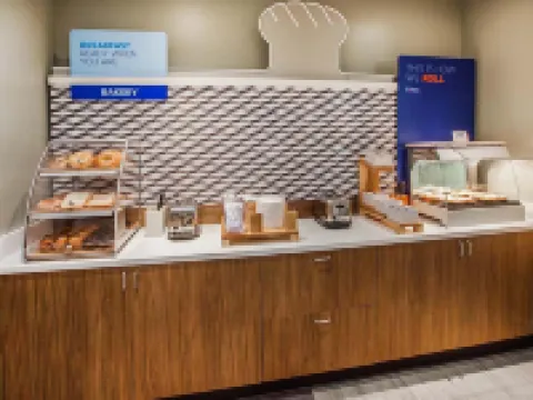 Holiday Inn Express & Suites ST. LOUIS WEST - FENTON by IHG Hotels in Fenton