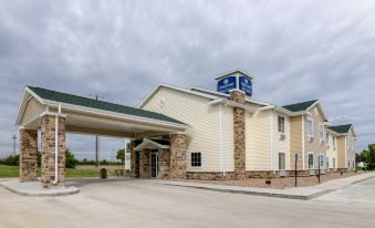 Cobblestone Inn & Suites - Oberlin