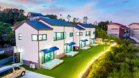 Gyeongju Noblesse Pension Hotels near Tomb of King Munmu