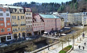 Hotel Renesance Krasna Kralovna