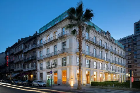 AC Hotel Palacio Universal