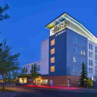 Aloft Portland Airport at Cascade Station Hotel Exterior