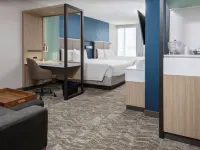 SpringHill Suites Kansas City Airport Hotels in May