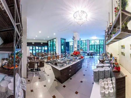 Soho Boutique Hotel Отели в г. Так