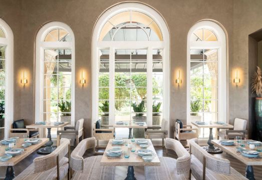 1. 더 리츠칼튼 올..