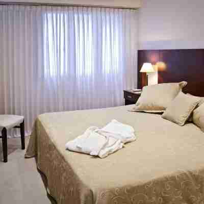 Hotel Iruna Rooms