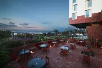 聖米格爾德阿連德阿爾博爾飯店，希爾頓啟繽精選