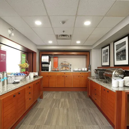 Hampton Inn & Suites by Hilton Barrie